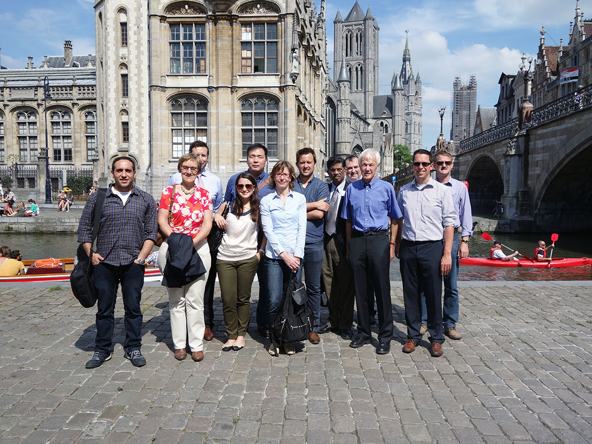 14 SC participants on guided tour